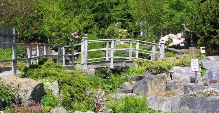 Memorial University Botanical Garden