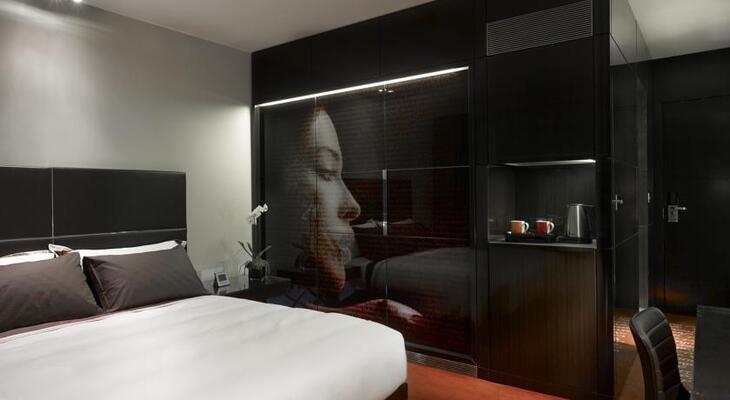 Park Plaza Westminster Bridge London