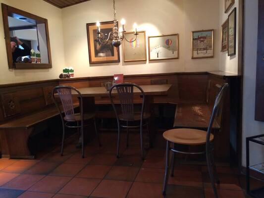 Schmalznudel - Cafe Frischhut