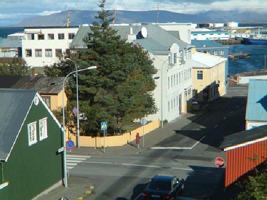 Three Sisters Guesthouse