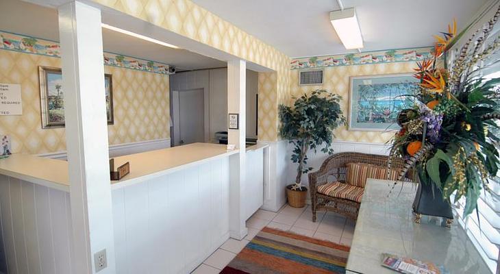 Shoreline All Suites Inn & Cabana Colony Cottages