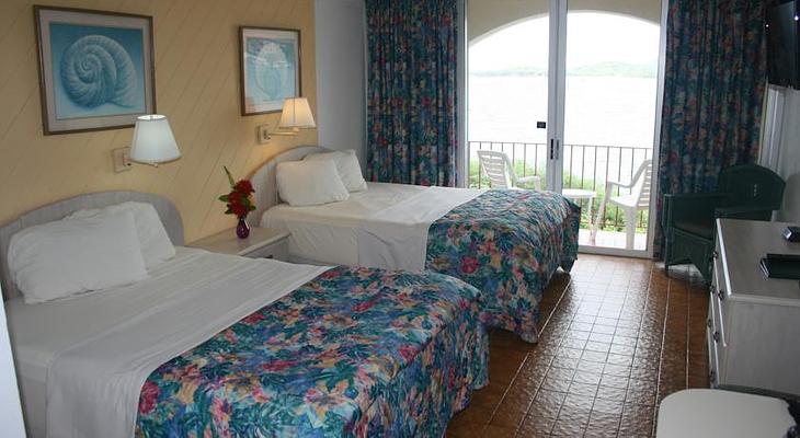 Hotel On The Cay