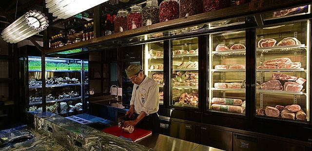 Qimin Organic Hotpot Marketplace (Reel)