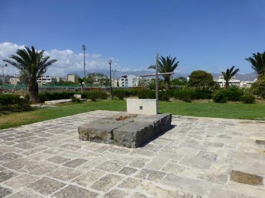 Venetian Walls and Tomb of Nikos Kazantzakis