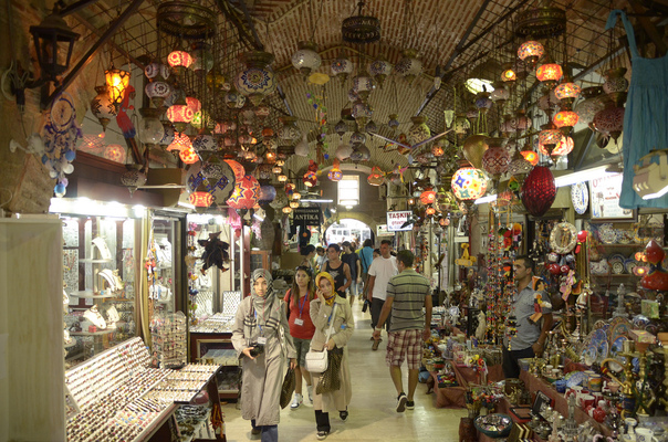 Kizlaragasi Han Bazaar
