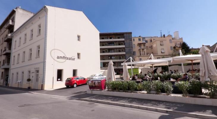 Amfiteatar Hotel