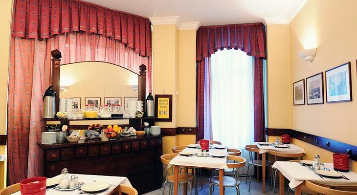 Leo Panzio Hotel