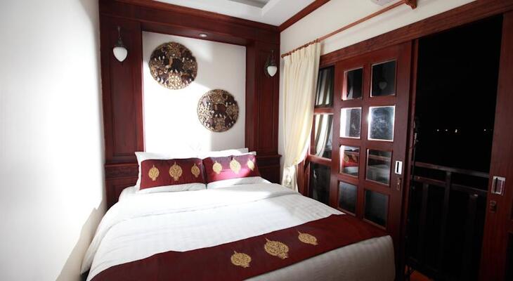 Manorom Boutique Hotel