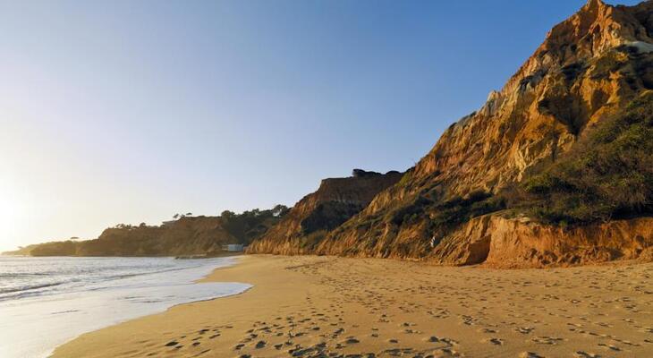 Pine Cliffs Resort