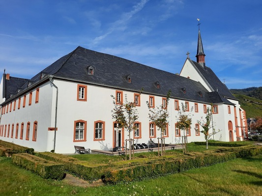 St.-Nikolaus Hospital/Cusanusstift
