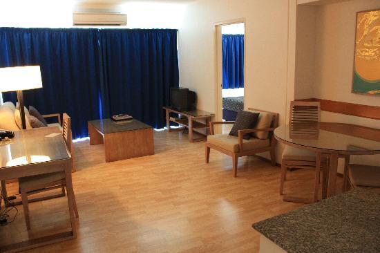 Cullen Bay Resorts