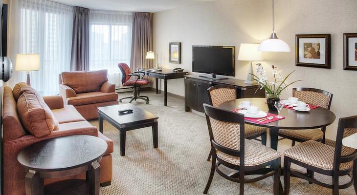 Les Suites Hotel Ottawa