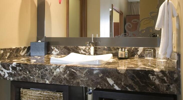 Heathman Hotel