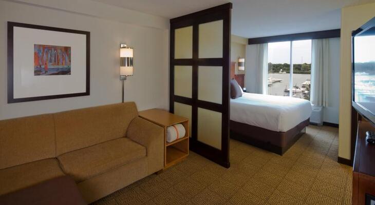 Hyatt Place Long Island/East End