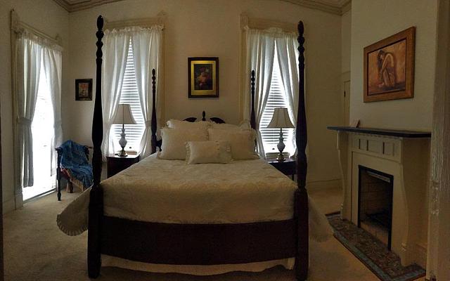Amethyst Garden Inn