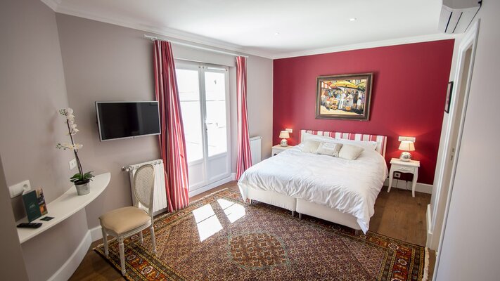 Au Coeur d'Avignon Maison d'Hotes et Bar a vin