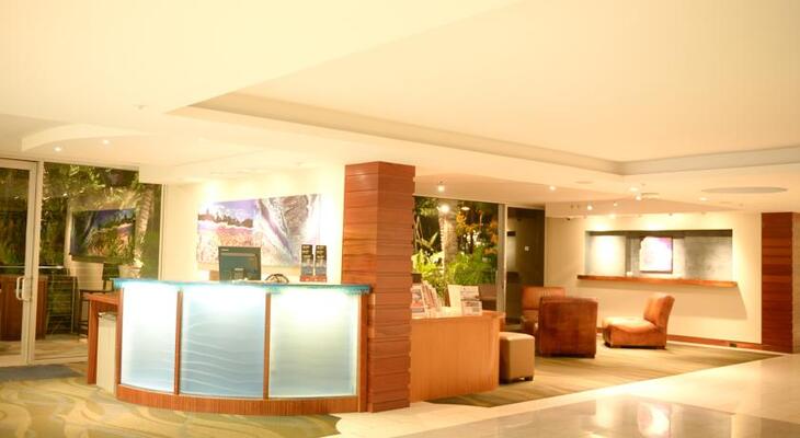 Courtyard by Marriott Waikiki Beach