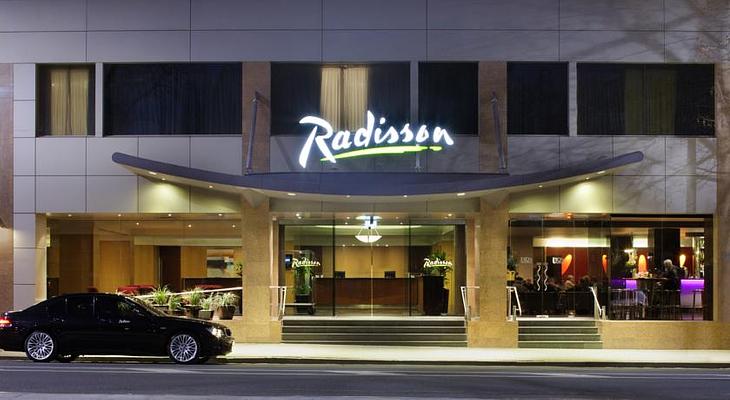 Radisson on Flagstaff Gardens Melbourne