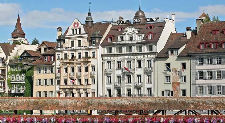 Hotel des Alpes