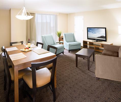 DoubleTree by Hilton Hotel Jacksonville Riverfront
