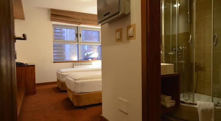 Garni Hotel Konak