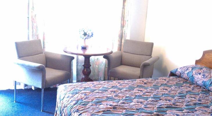 Valley Motel