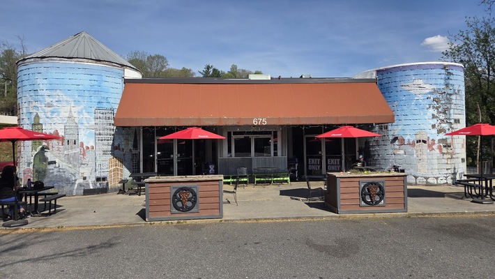 Asheville Pizza & Brewing Co.
