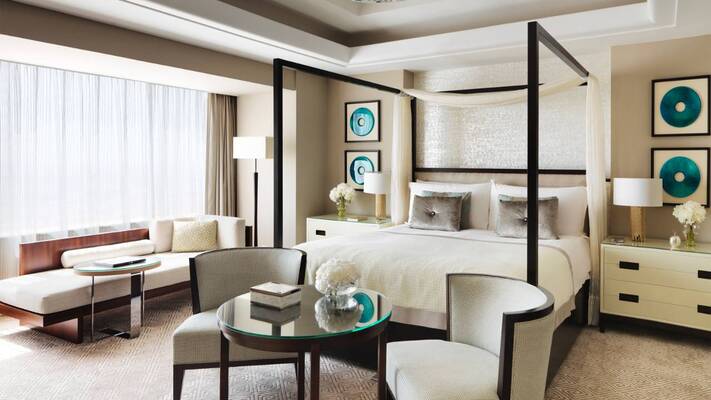 Four Seasons Hotel Riyadh at Kingdom Centre