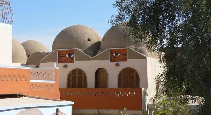 Desert Paradise Lodge