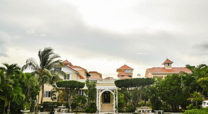 Eden Gardens Wellness Resort and Spa