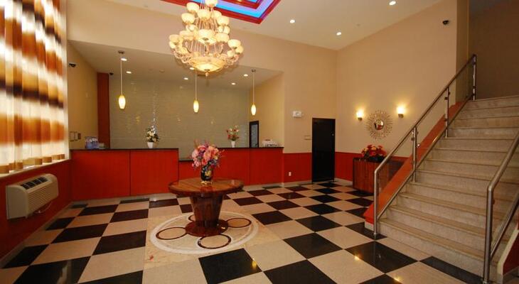 Best Western Plus Plaza Hotel