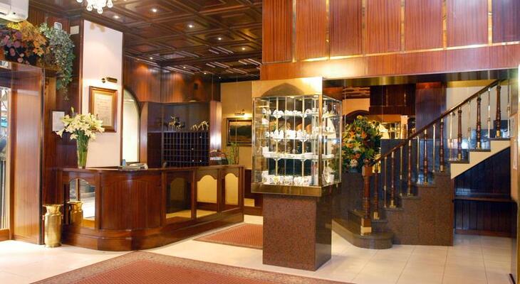 Hotel Pyrenees