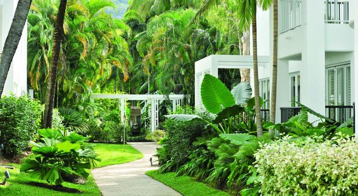 Peppers Beach Club & Spa Palm Cove