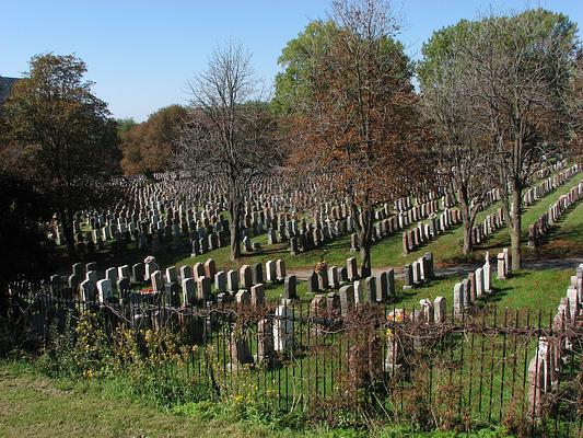 Notre-Dame-des-Neiges Cemetery