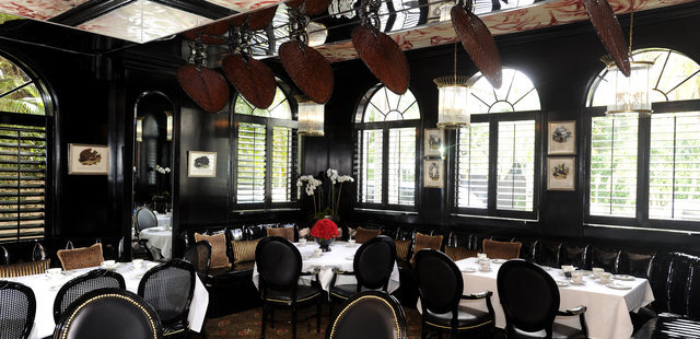 Leopard Lounge