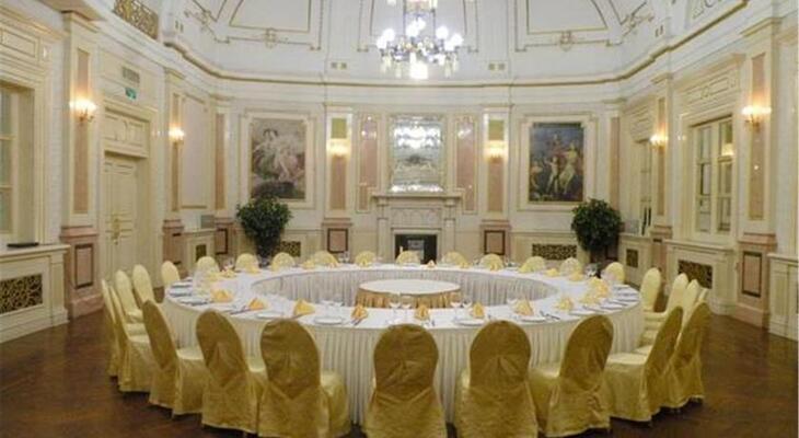 Dalian Hotel (Zhongshan Square)