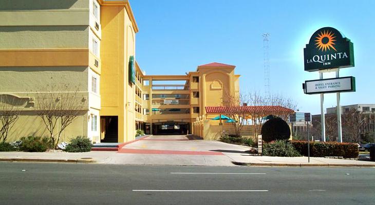 La Quinta Inn by Wyndham Austin Capitol / Downtown