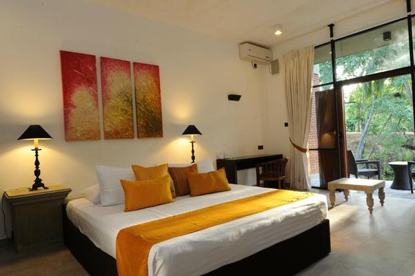 Arika Villa