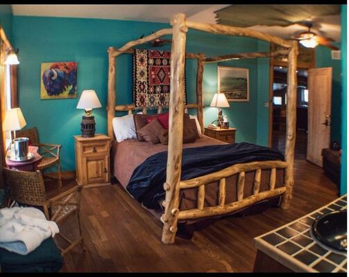 Circle S Guest Ranch and Country Inn