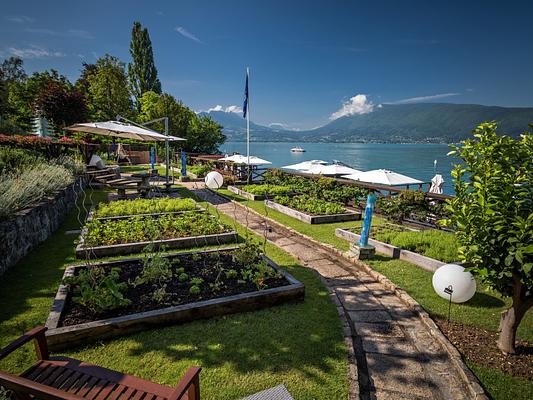 Hotel La Maison Bleue