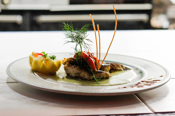 Le Bistro French Restaurant
