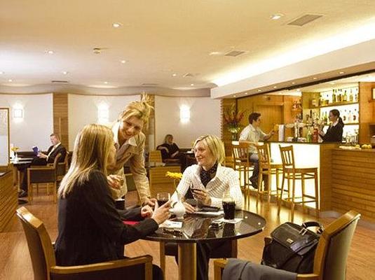 Stormont Hotel