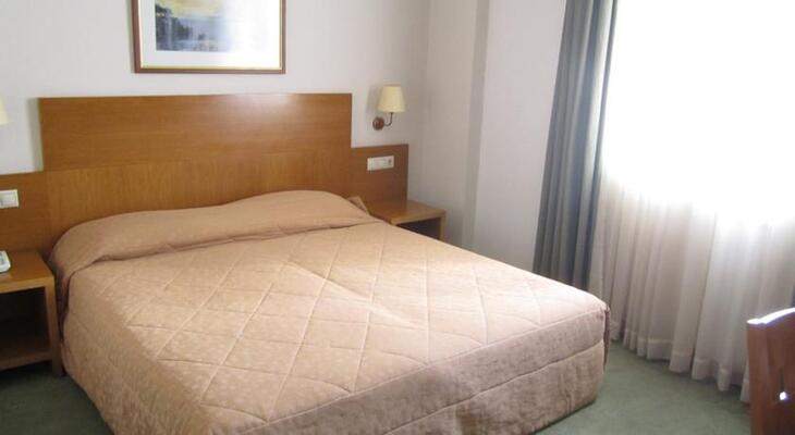 Athos Hotel