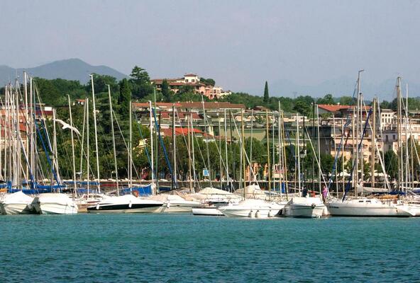 Castello Belvedere Apartments