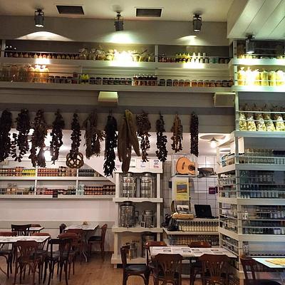 Full tou Meze