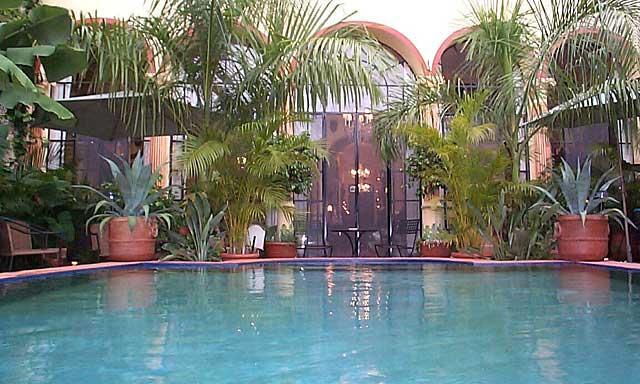 Los Arcos Bed & Breakfast