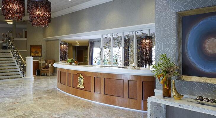 The Del Monte Lodge Renaissance Rochester Hotel & Spa