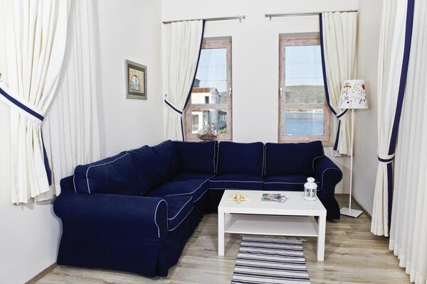 Alacati Marina Palace