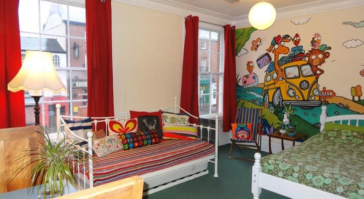 Igloo Backpackers Hostel