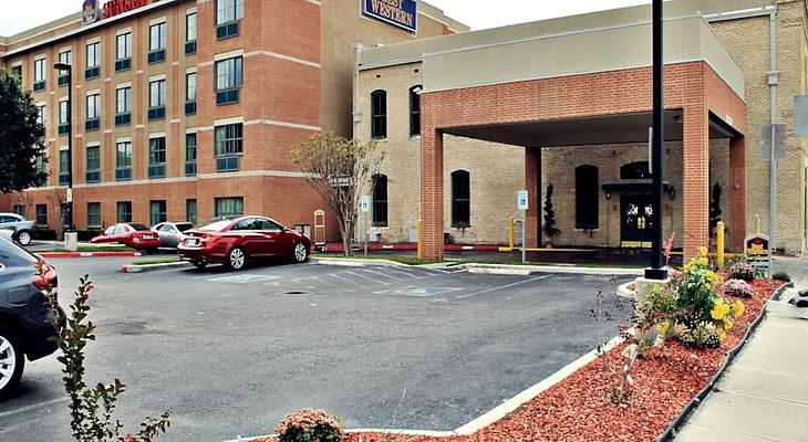 Aiden by Best Western @ San Antonio Riverwalk